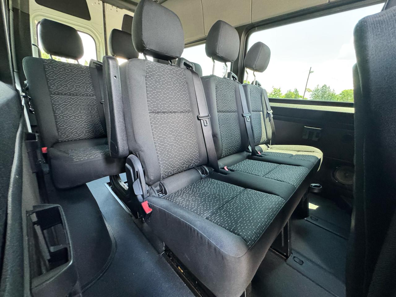 Mercedes-Benz Sprinter Passenger Van 2500 High Roof I4 Diesel 170" RWD 2025