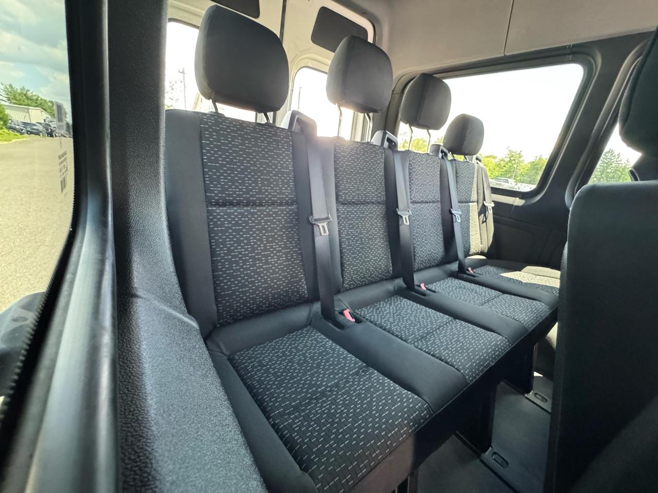 Mercedes-Benz Sprinter Passenger Van 2500 High Roof I4 Diesel 170" RWD 2025