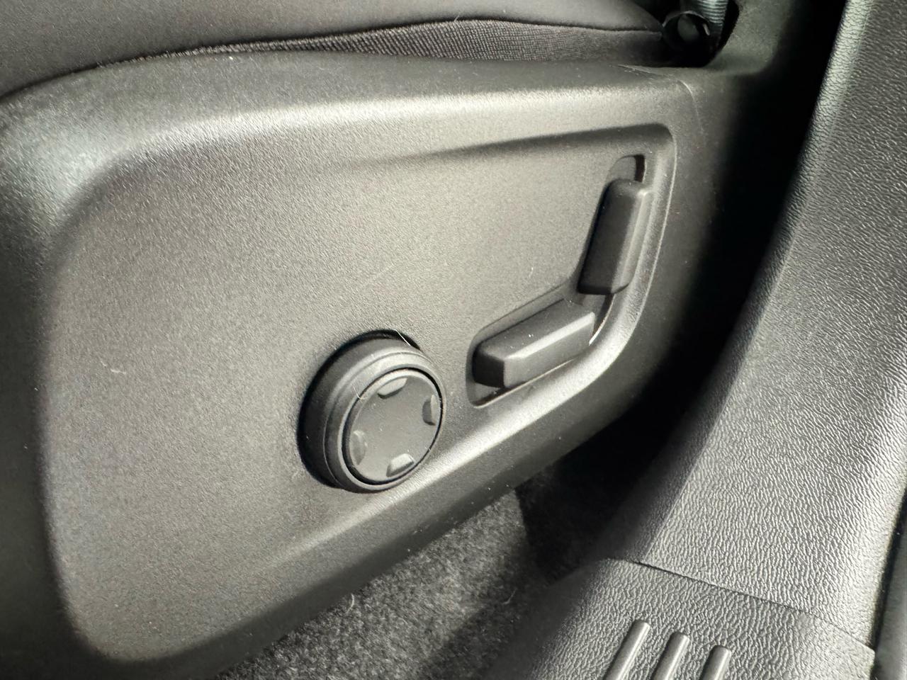 Volvo C40 Recharge Pure Electric P8 eAWD Ultimate 2022