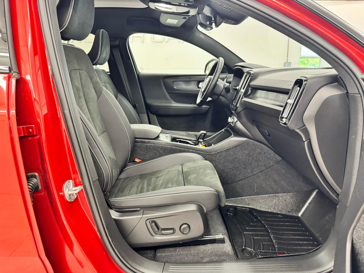 Volvo C40 Recharge Pure Electric P8 eAWD Ultimate 2022