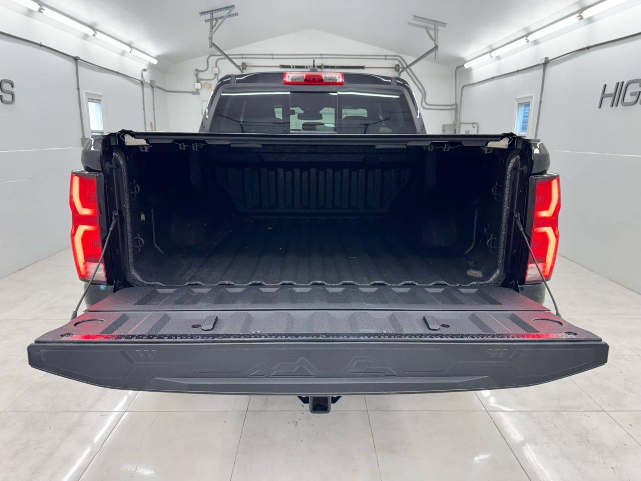 Chevrolet Colorado 4WD Crew Cab Z71 2025
