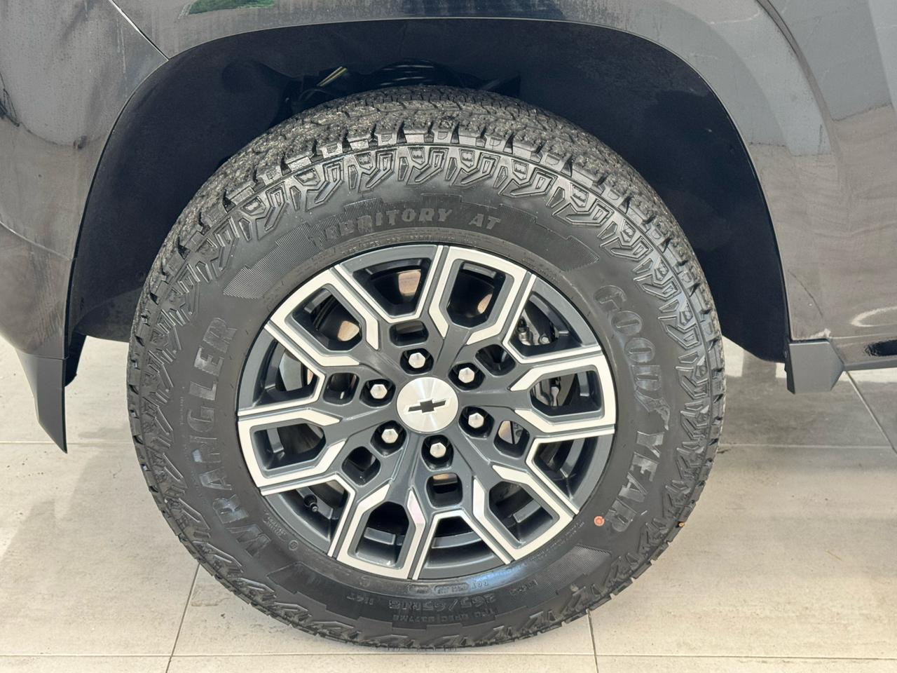 Chevrolet Colorado 4WD Crew Cab Z71 2025