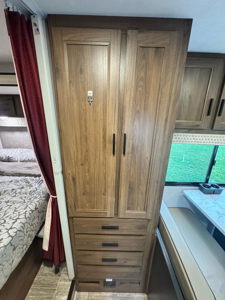 Forest River Sunseeker  2020