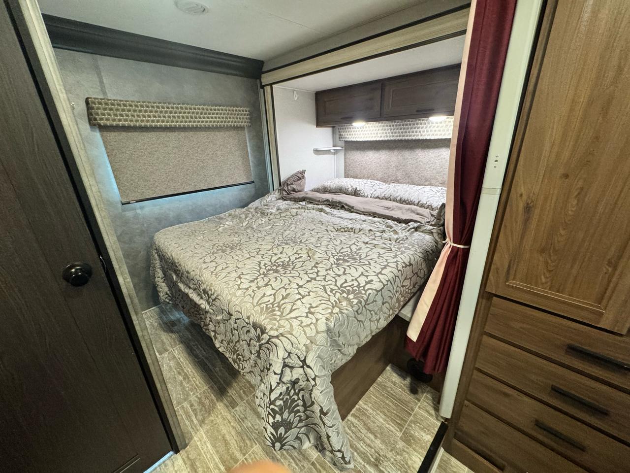 Forest River Sunseeker  2020