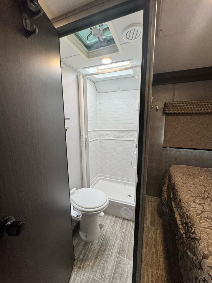 Forest River Sunseeker  2020