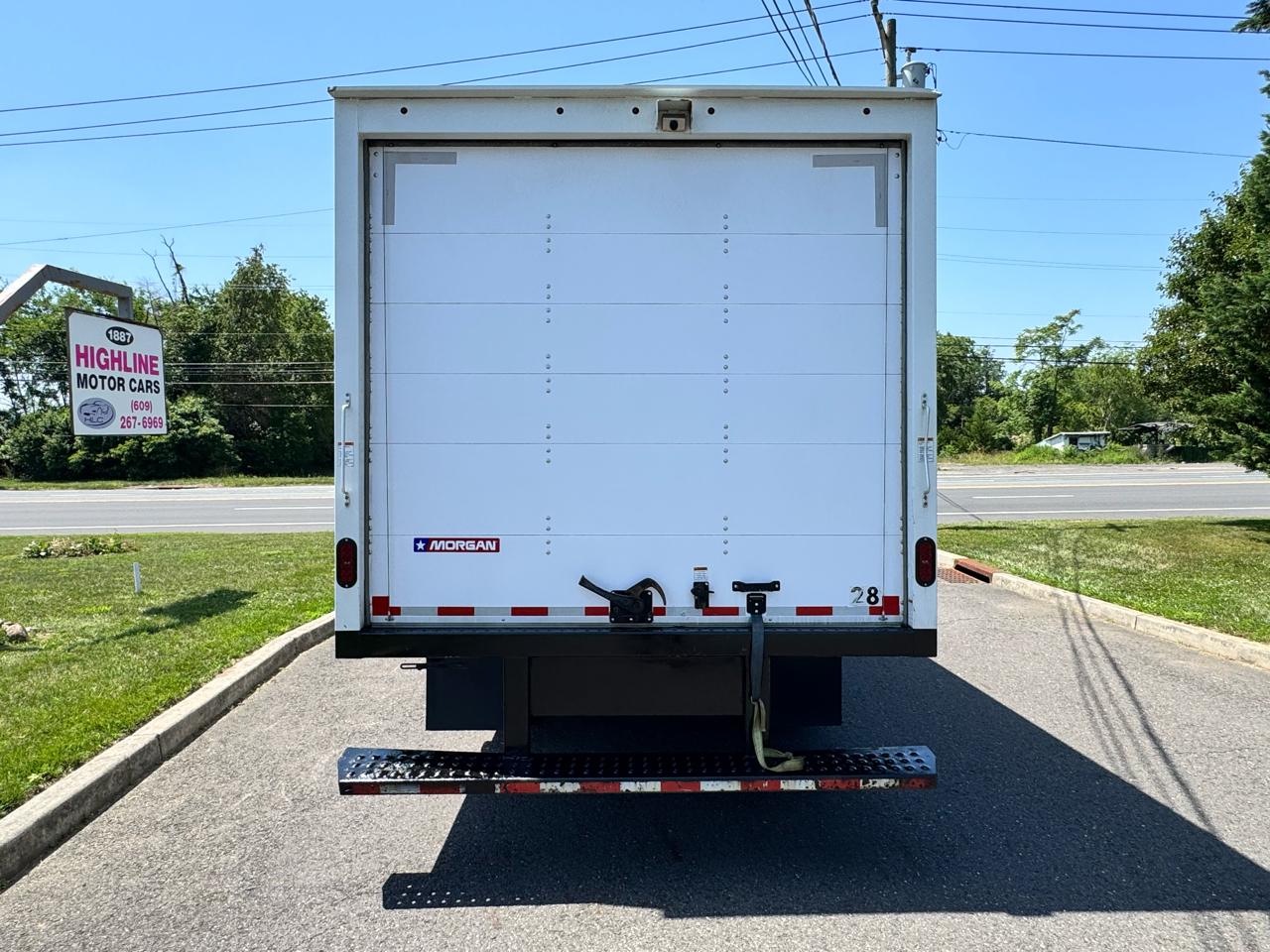 Ford E-Series Cutaway E-350 SRW 138" WB 2024