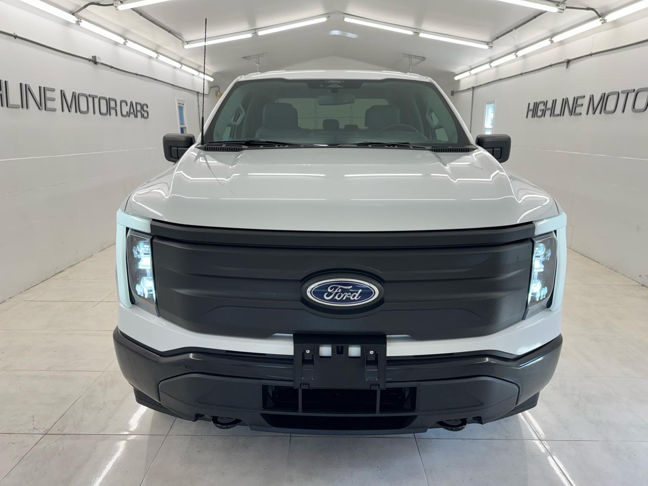 Ford F-150 Lightning LARIAT 4WD SuperCrew 5.5' Box 2022