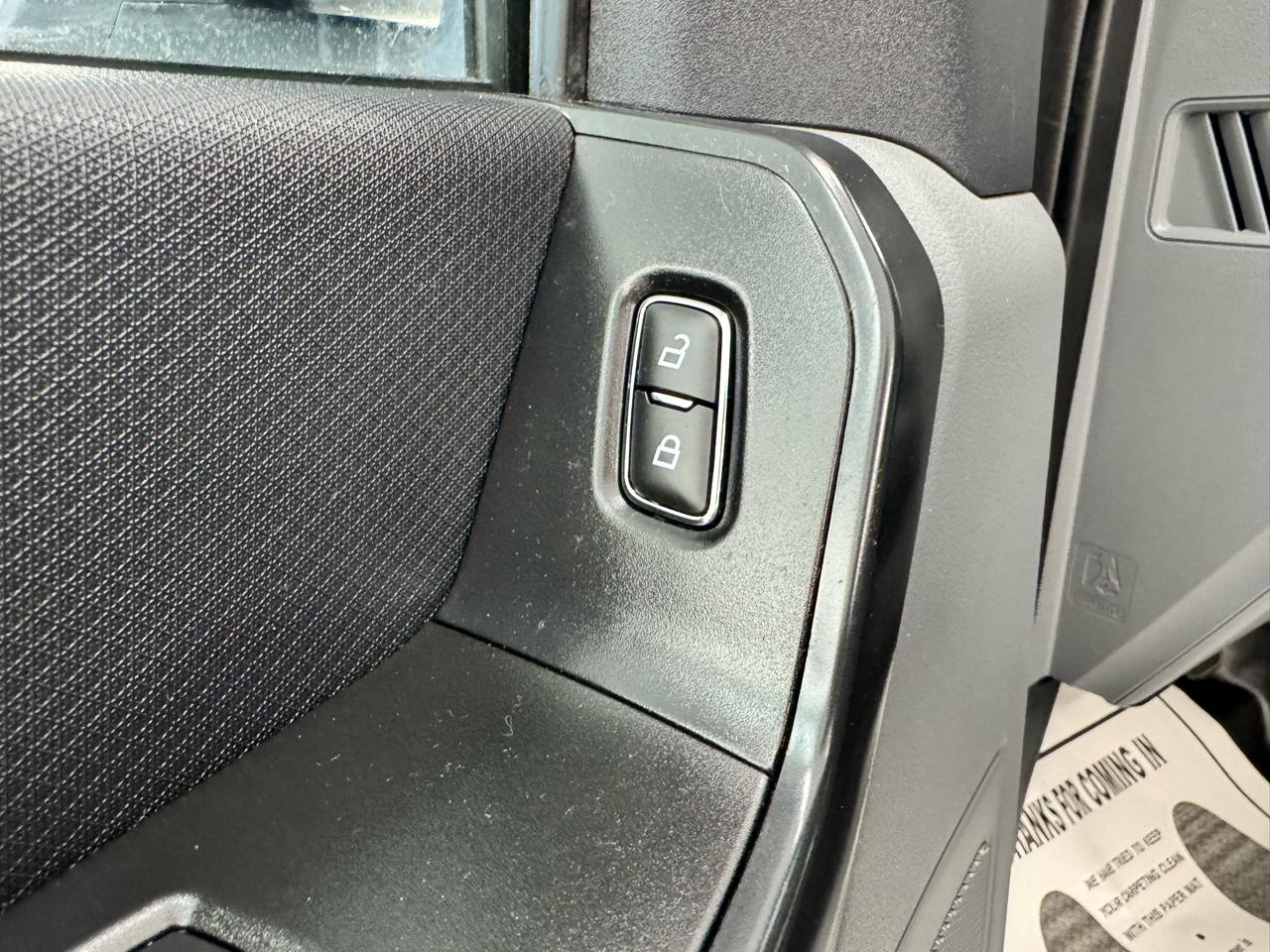 Ford F-150 Lightning LARIAT 4WD SuperCrew 5.5' Box 2022