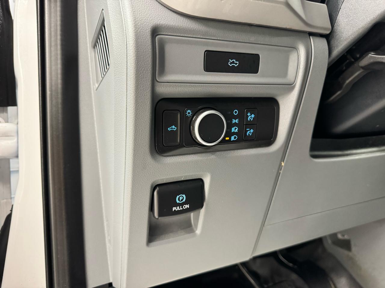 Ford F-150 Lightning LARIAT 4WD SuperCrew 5.5' Box 2022
