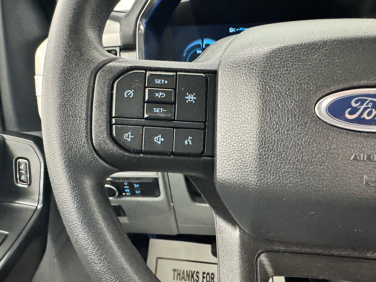 Ford F-150 Lightning LARIAT 4WD SuperCrew 5.5' Box 2022