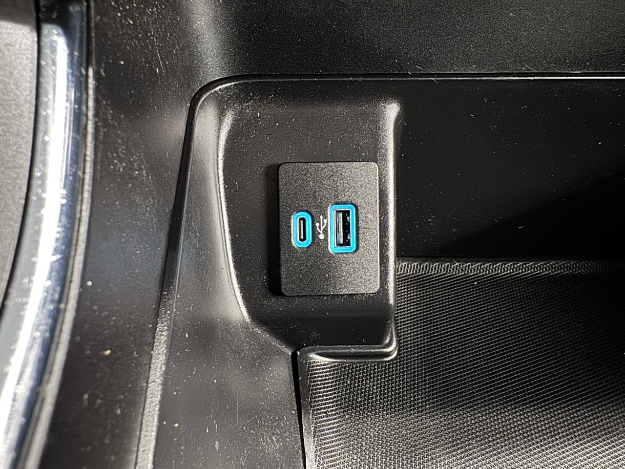 Ford F-150 Lightning LARIAT 4WD SuperCrew 5.5' Box 2022