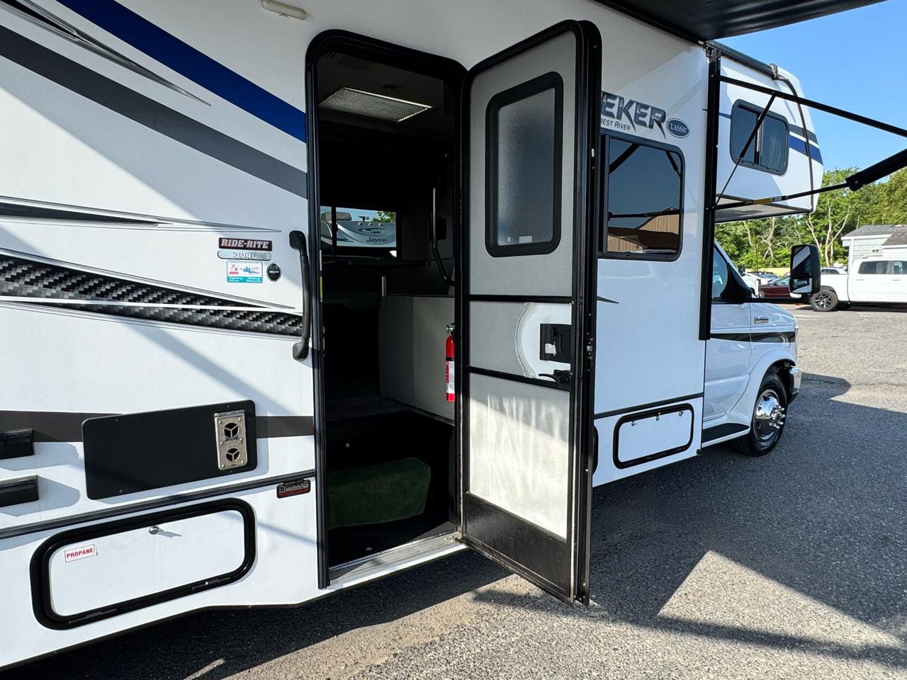 Forest River Sunseeker  2021