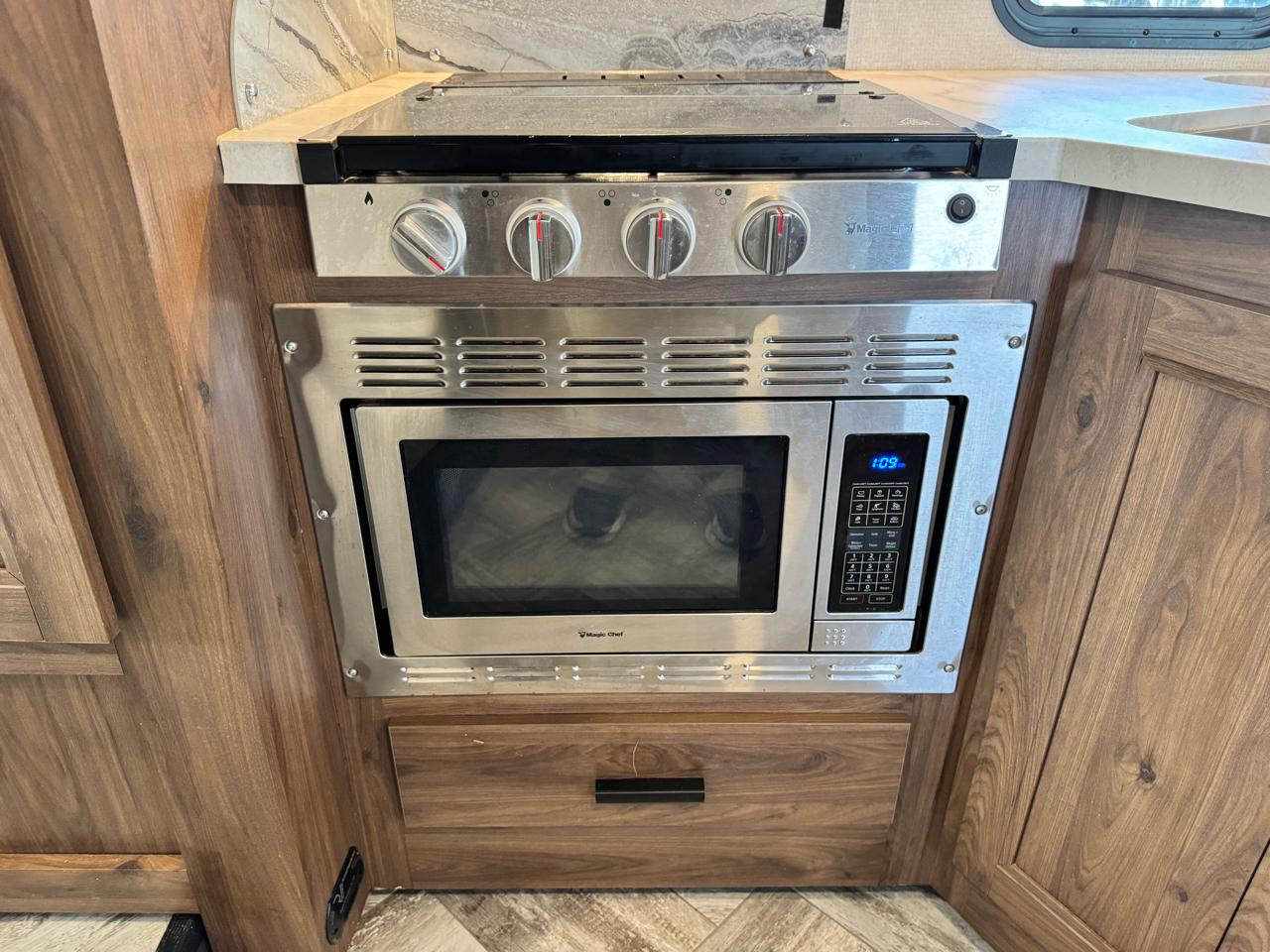 Forest River Sunseeker  2021