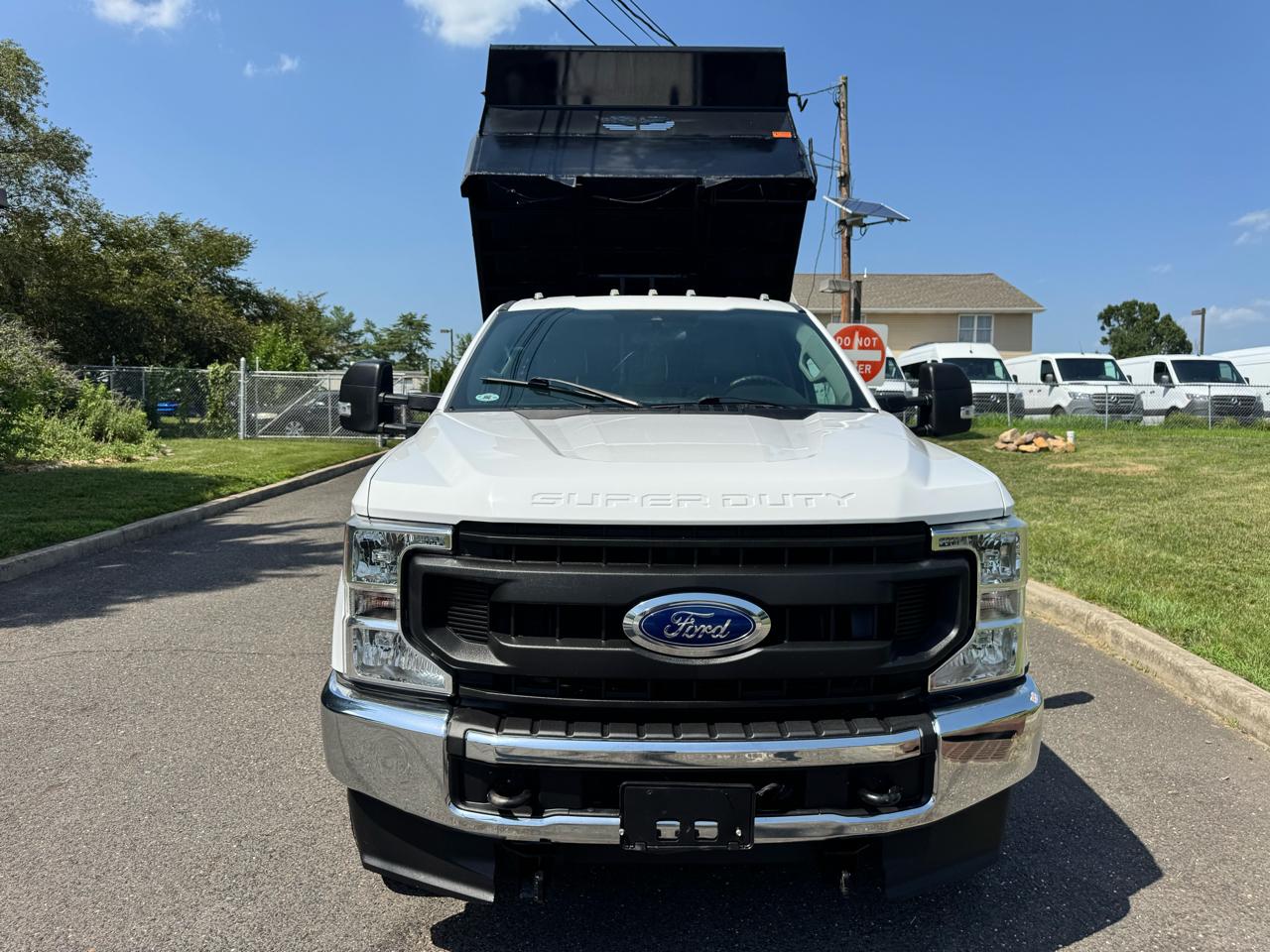 Ford Super Duty F-350 DRW XLT 4WD Reg Cab 145" WB 60" CA 2020