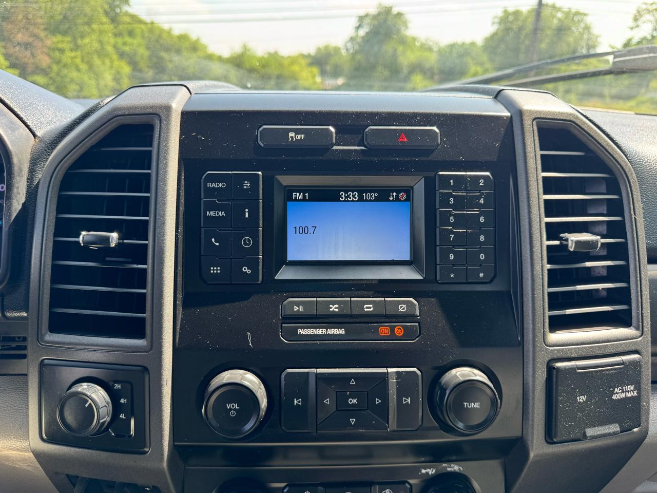 Ford Super Duty F-350 DRW XLT 4WD Reg Cab 145" WB 60" CA 2020