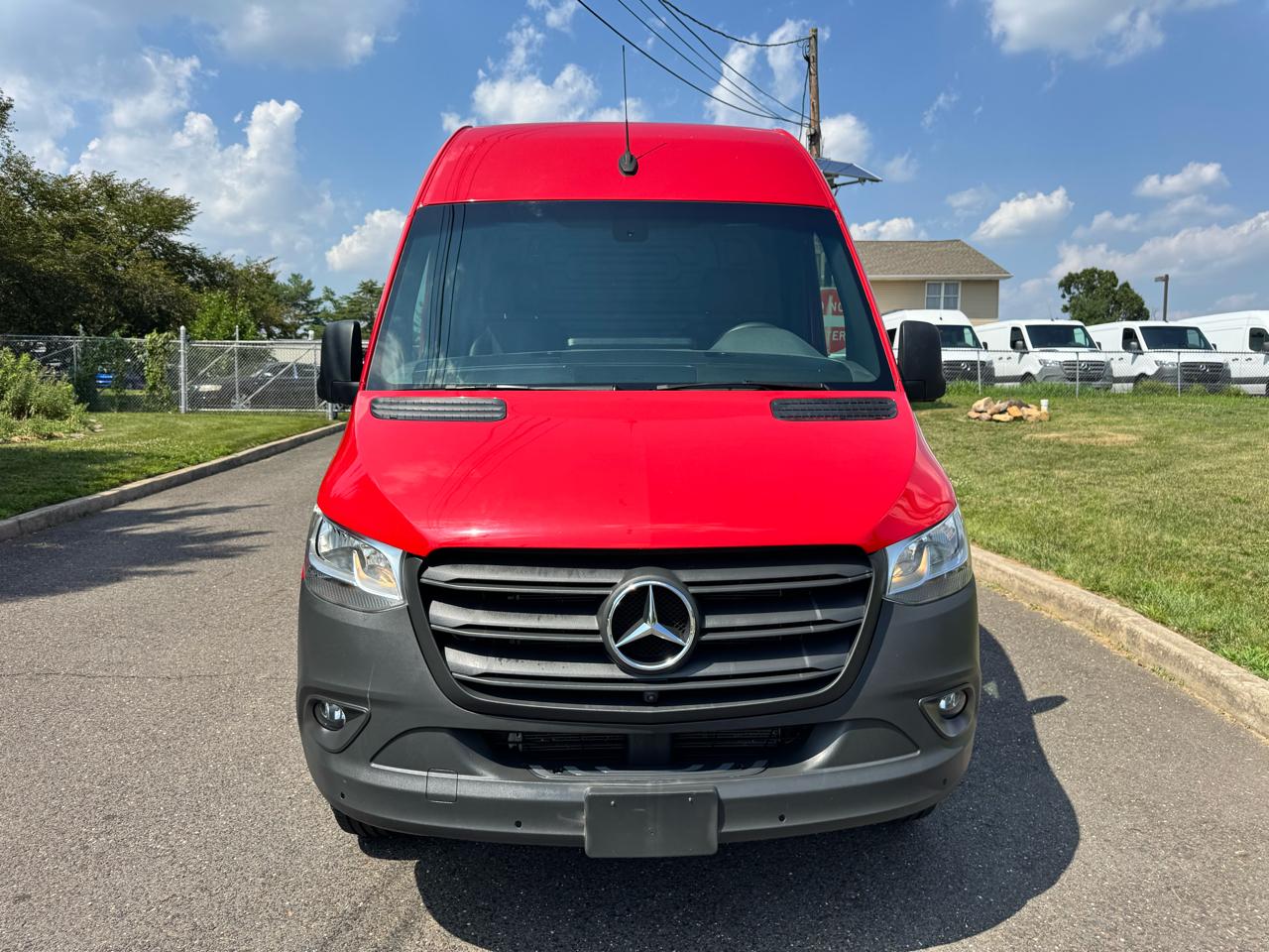 Mercedes-Benz Sprinter Cargo Van 2500 Standard Roof I4 Diesel HO 144" RWD 2024