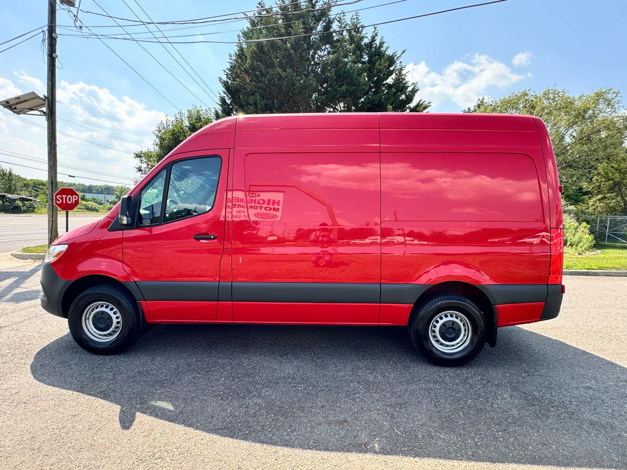 Mercedes-Benz Sprinter Cargo Van 2500 Standard Roof I4 Diesel HO 144" RWD 2024