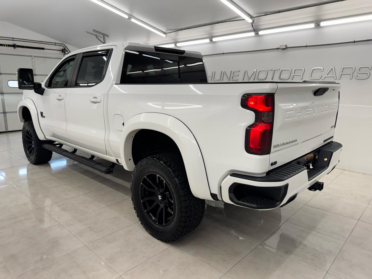 Chevrolet Silverado 1500 4WD Crew Cab 147" RST 2020