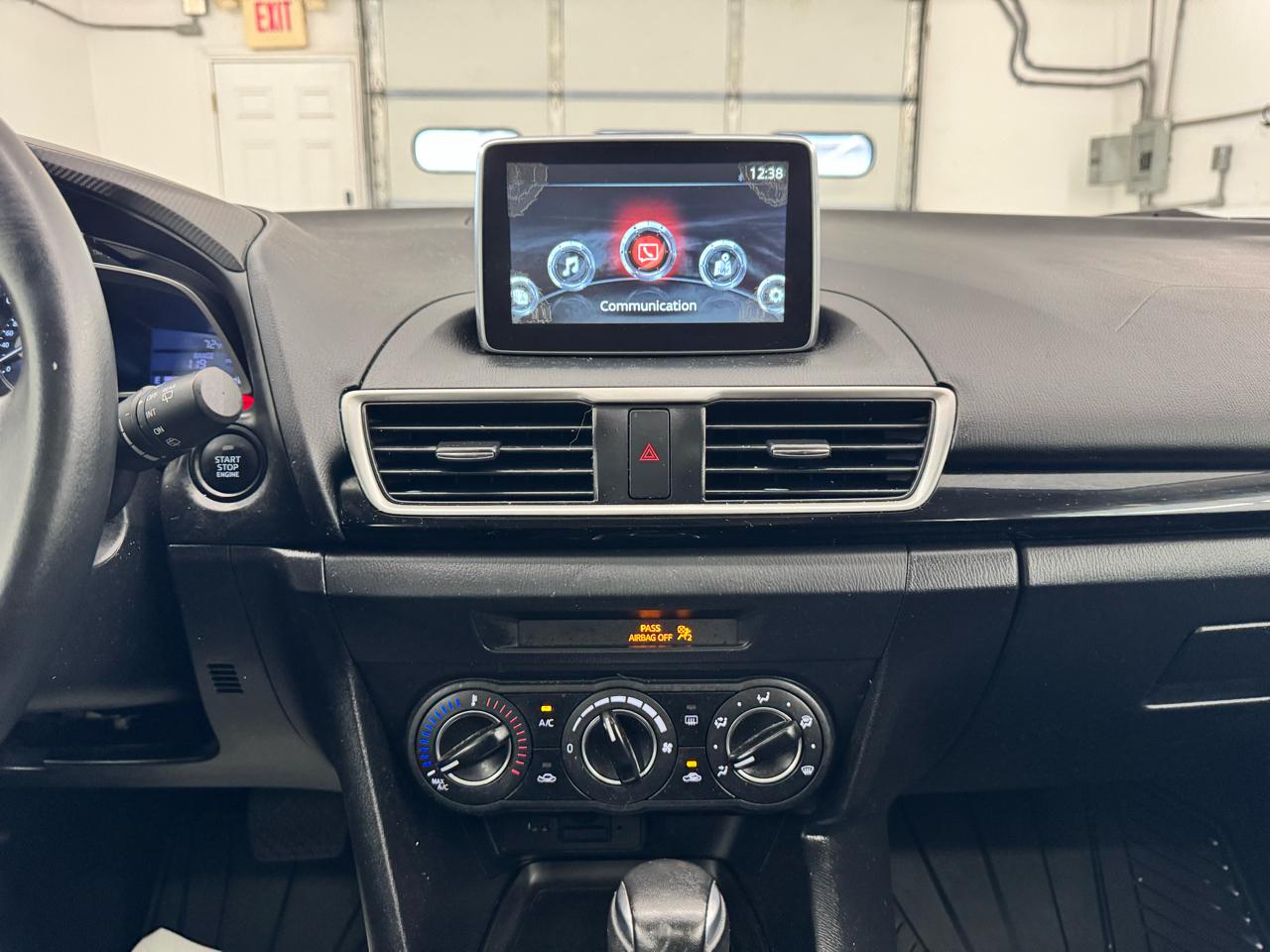 Mazda MAZDA3 5dr HB Auto i Touring 2016