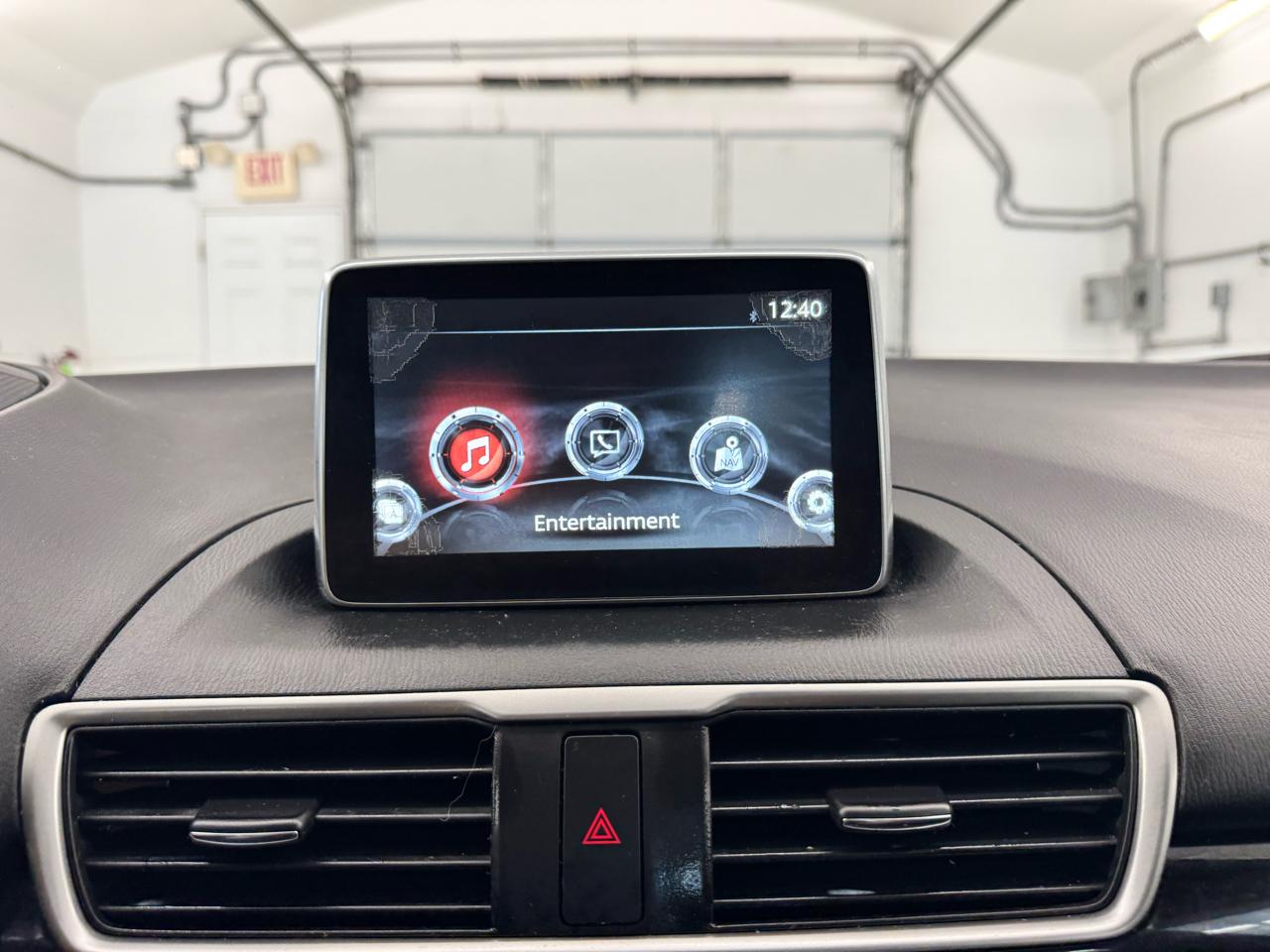 Mazda MAZDA3 5dr HB Auto i Touring 2016