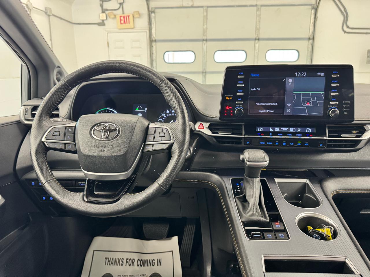 Toyota Sienna XSE 25th Anniversary AWD 7-Passenger (Natl) 2023