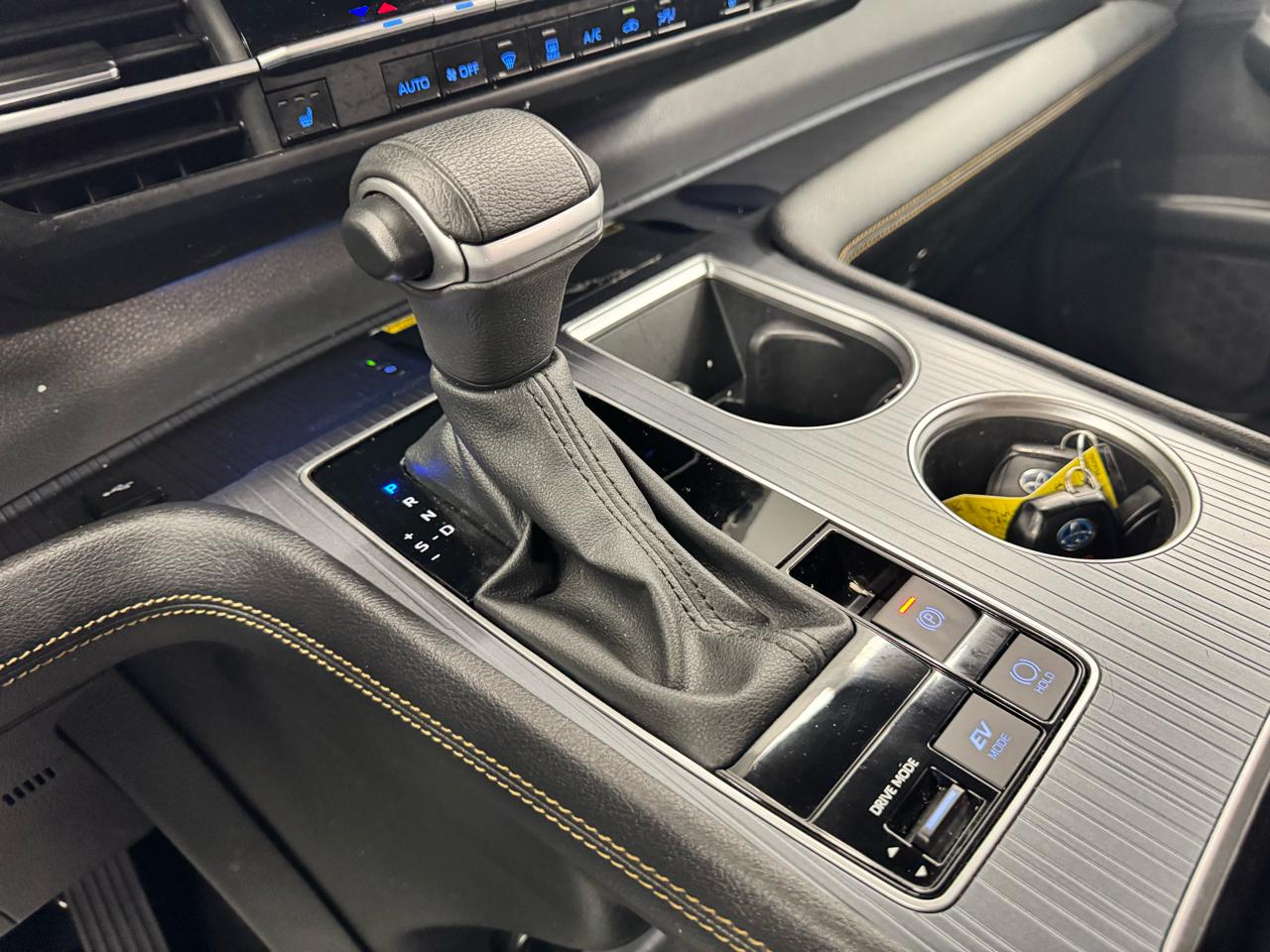 Toyota Sienna XSE 25th Anniversary AWD 7-Passenger (Natl) 2023
