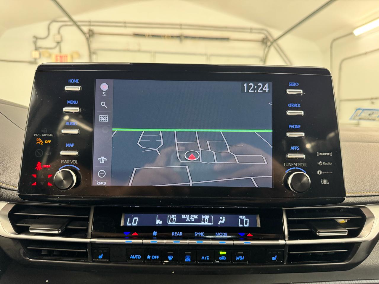 Toyota Sienna XSE 25th Anniversary AWD 7-Passenger (Natl) 2023