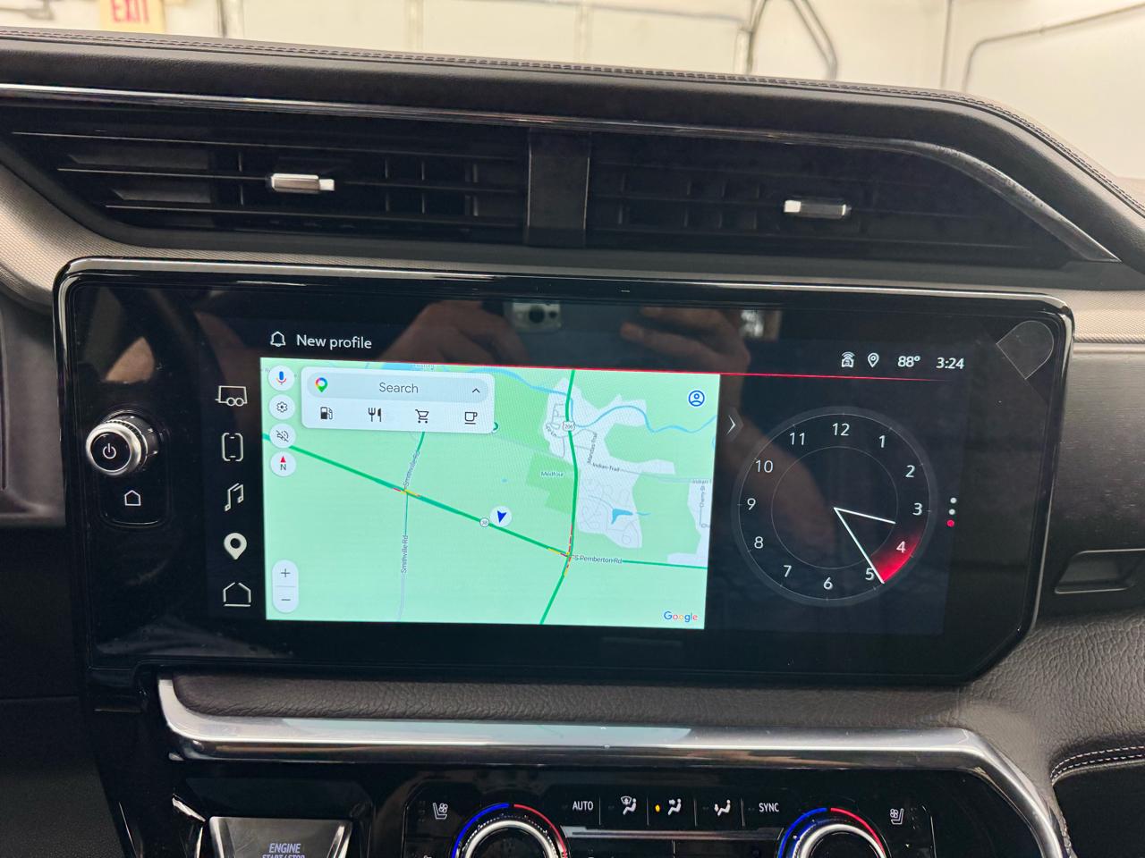 GMC Sierra 1500 4WD Crew Cab 147" Denali 2025