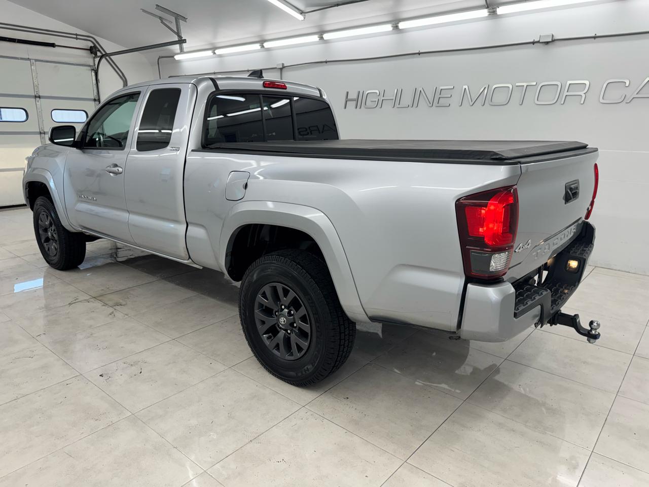 Toyota Tacoma 4WD TRD Off Road Access Cab 6' Bed V6 AT (Natl) 2022