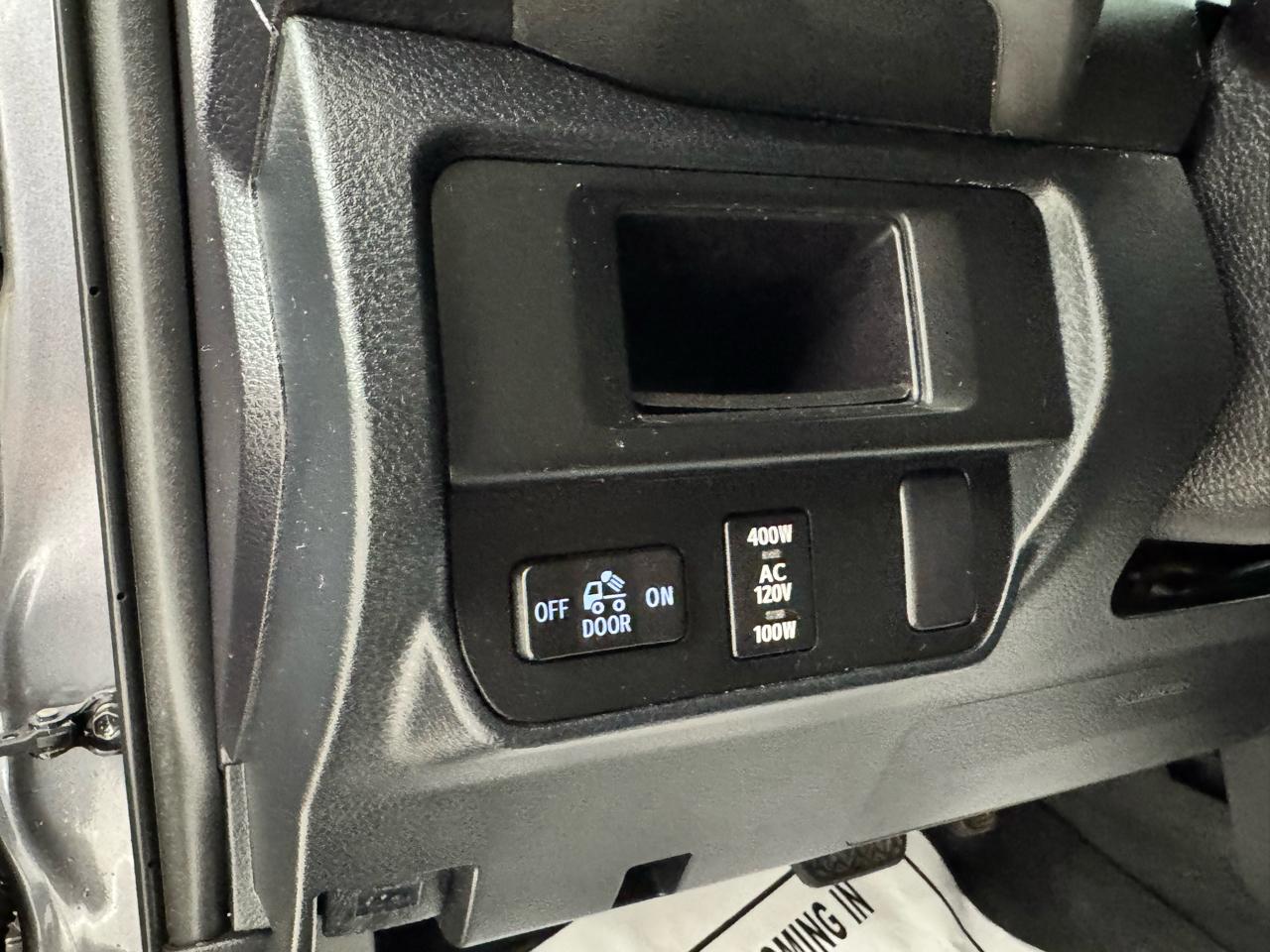 Toyota Tacoma 4WD Double Cab V6 AT Limited (Natl) 2016