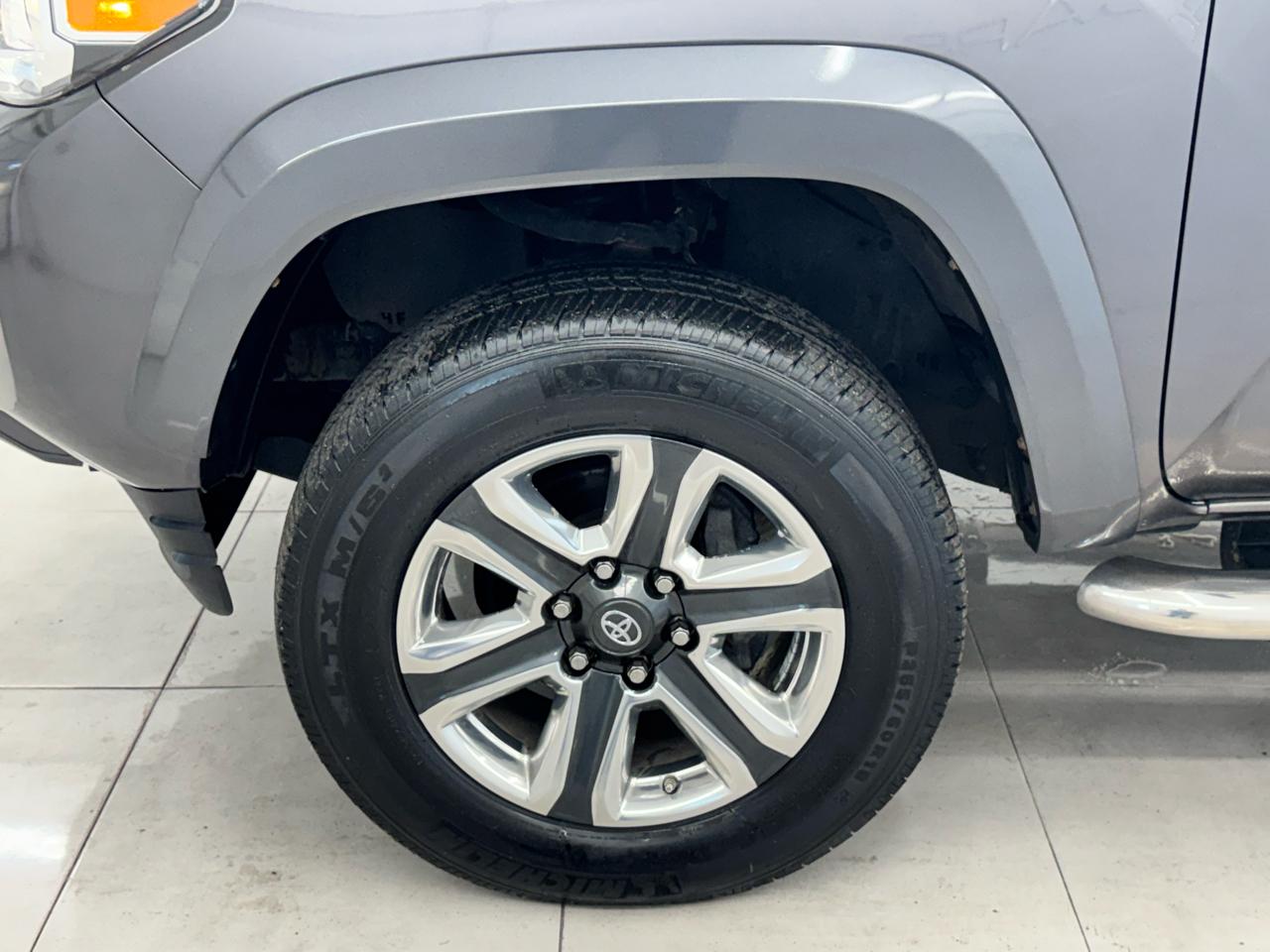 Toyota Tacoma 4WD Double Cab V6 AT Limited (Natl) 2016