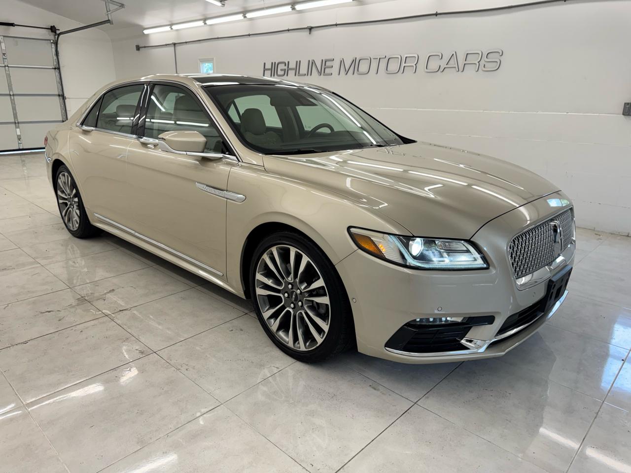 Lincoln Continental Reserve AWD 2017