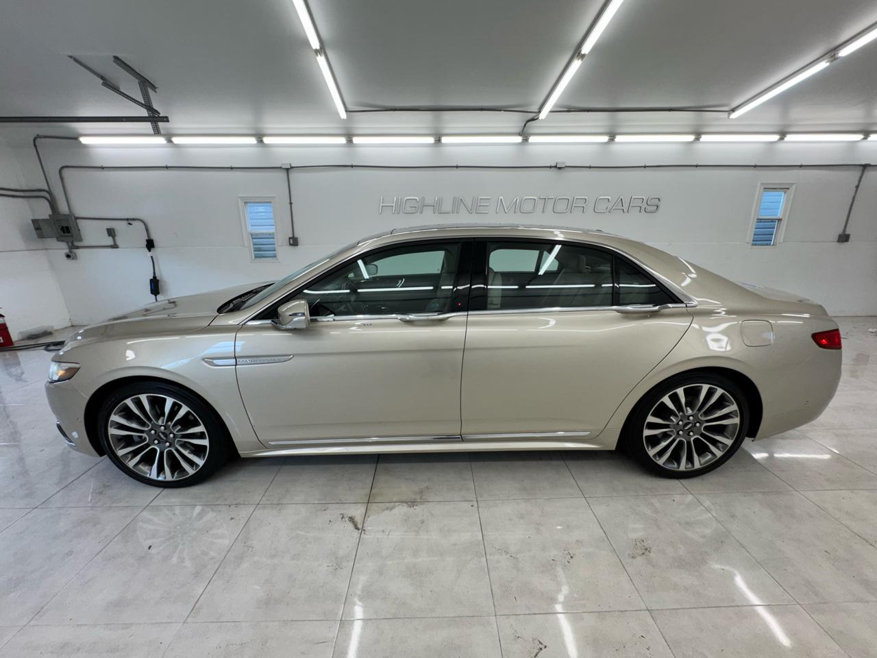Lincoln Continental Reserve AWD 2017