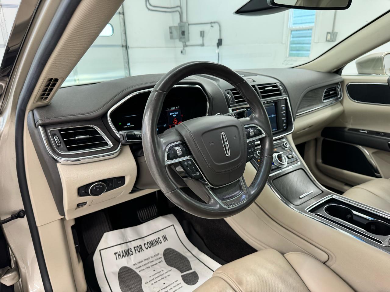 Lincoln Continental Reserve AWD 2017
