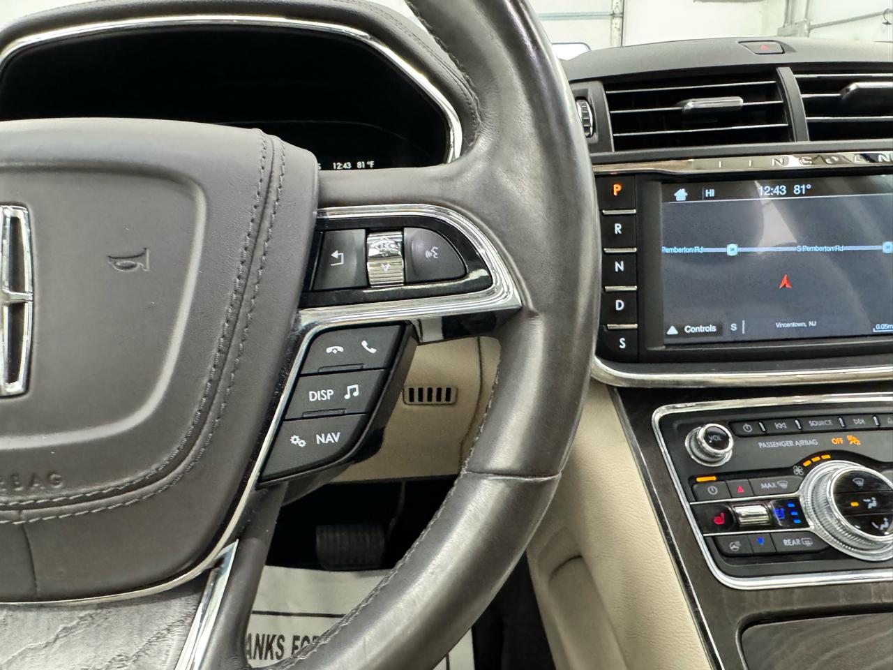 Lincoln Continental Reserve AWD 2017