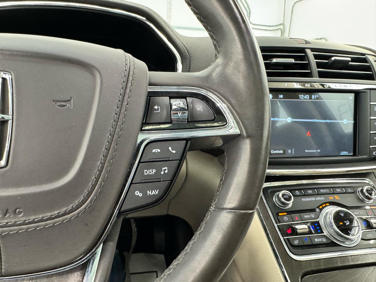 Lincoln Continental Reserve AWD 2017