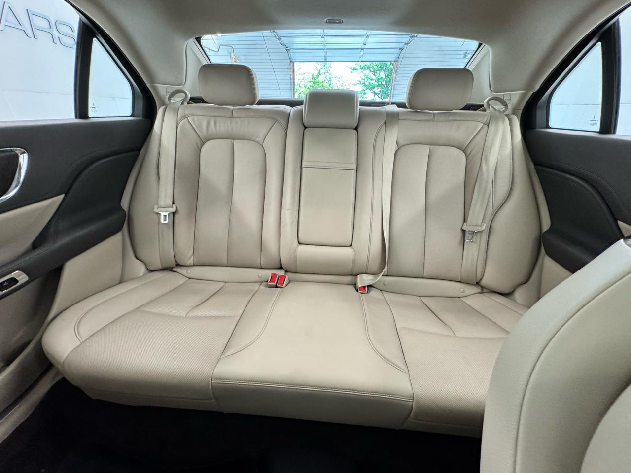 Lincoln Continental Reserve AWD 2017