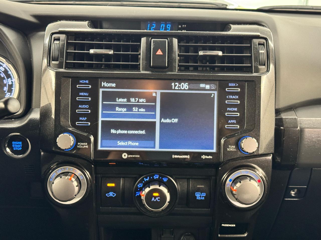 Toyota 4Runner TRD Off Road 4WD (Natl) 2022