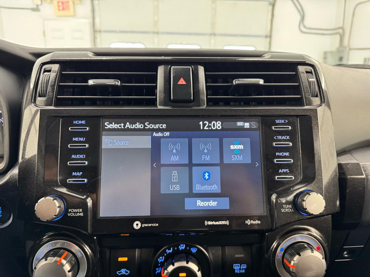 Toyota 4Runner TRD Off Road 4WD (Natl) 2022