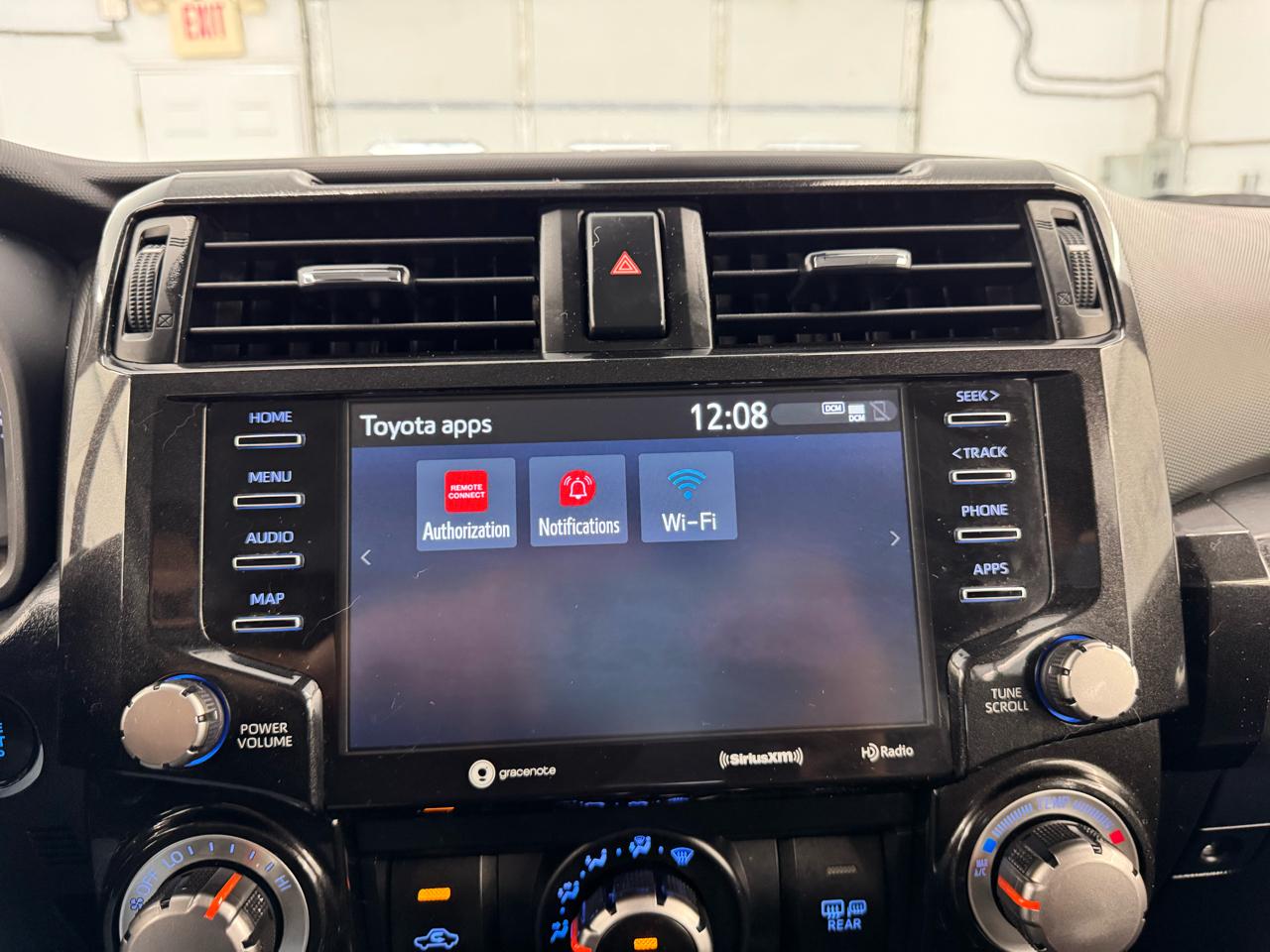 Toyota 4Runner TRD Off Road 4WD (Natl) 2022