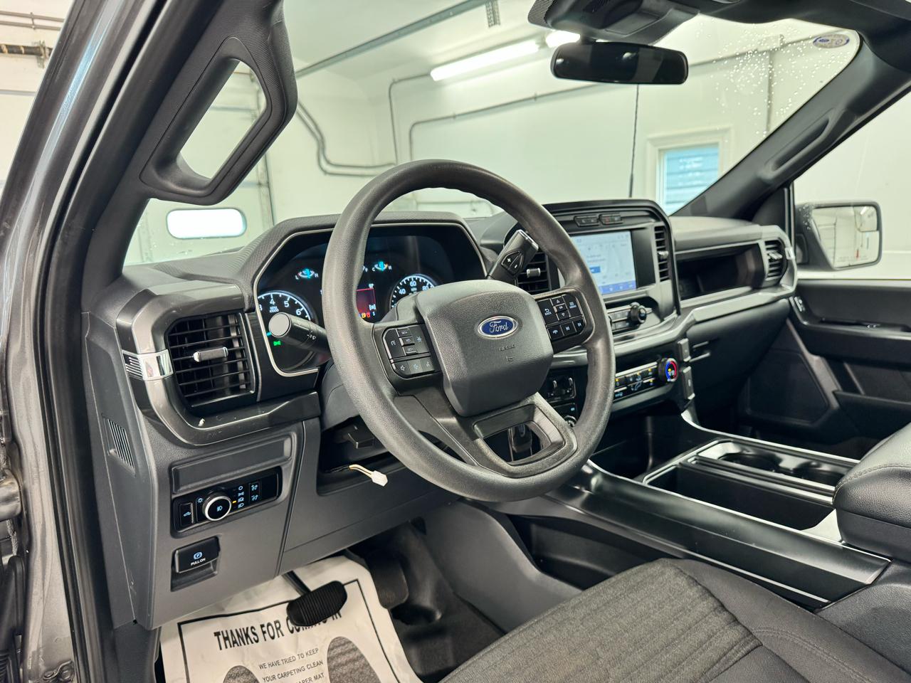 Ford F-150 XLT 4WD SuperCab 8' Box 2023