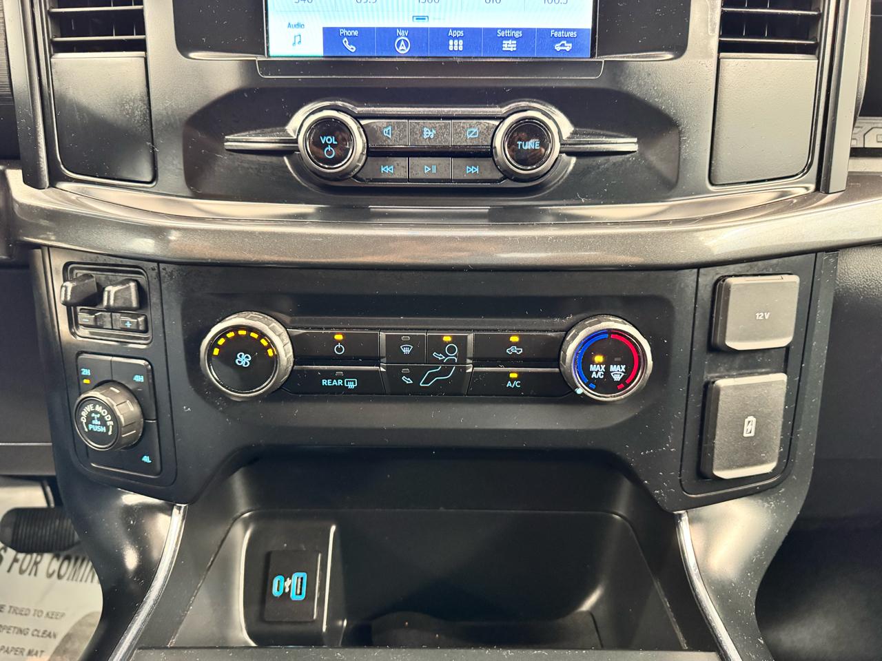 Ford F-150 XLT 4WD SuperCab 8' Box 2023