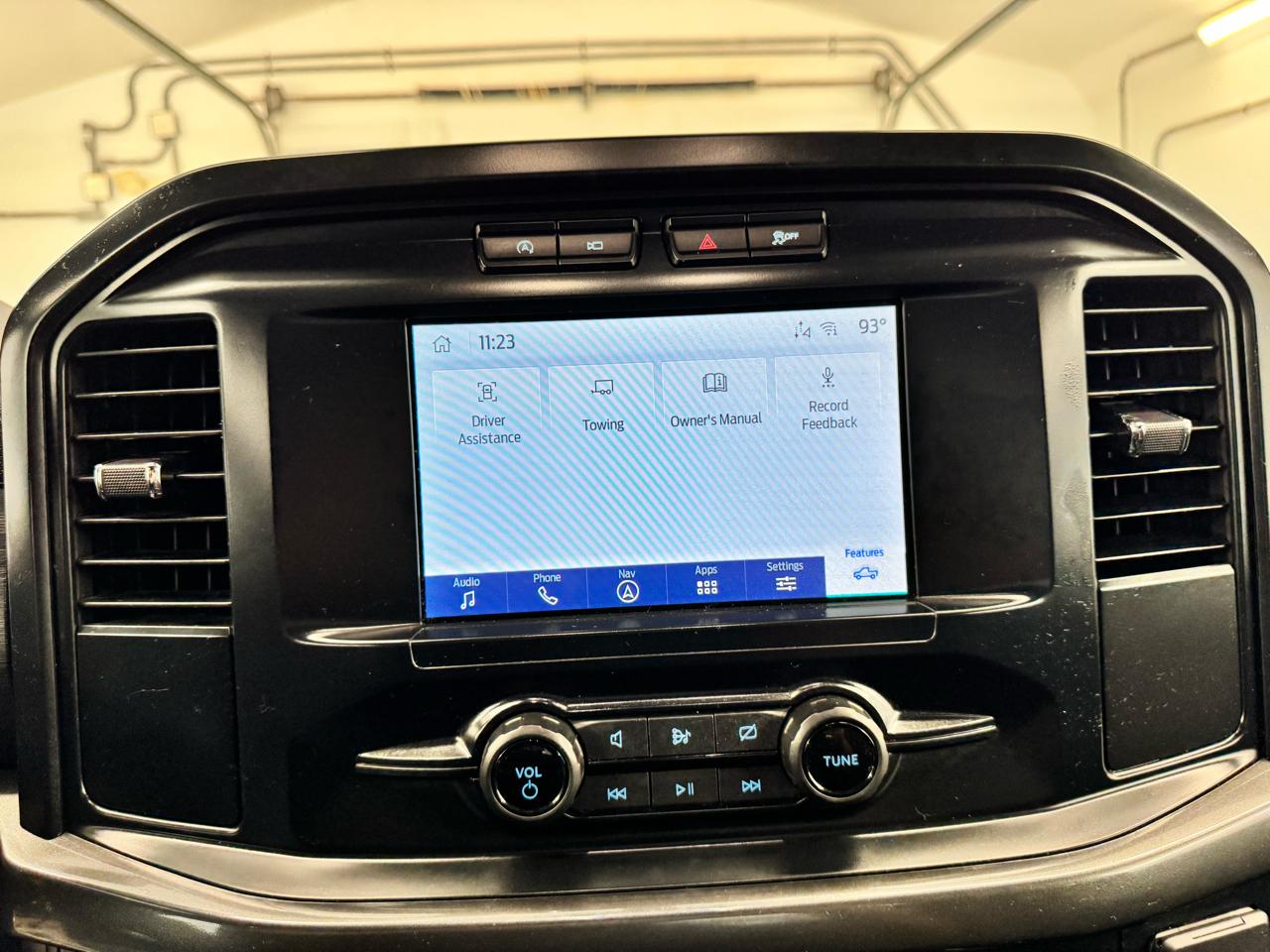 Ford F-150 XLT 4WD SuperCab 8' Box 2023