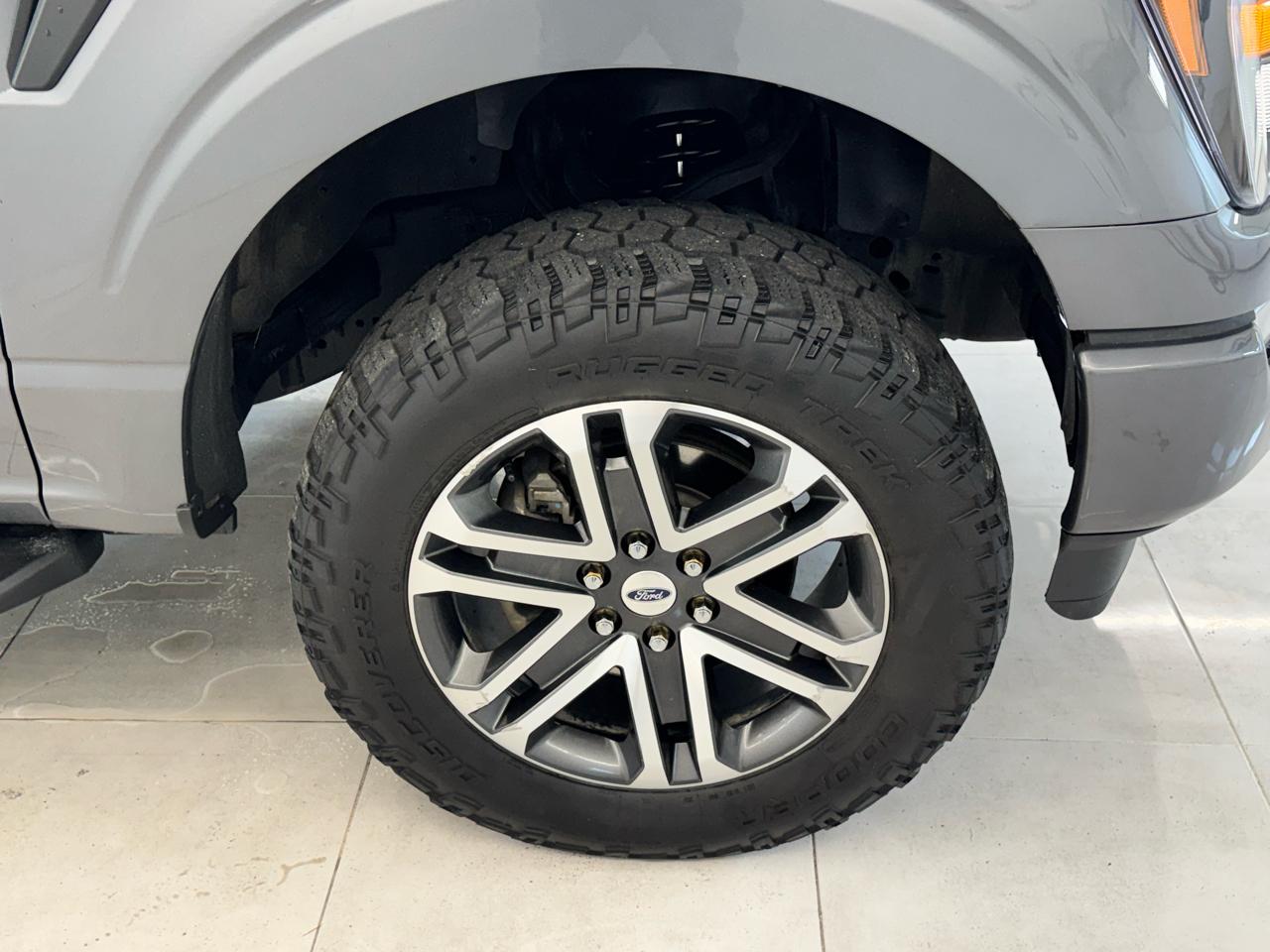Ford F-150 XLT 4WD SuperCab 8' Box 2023