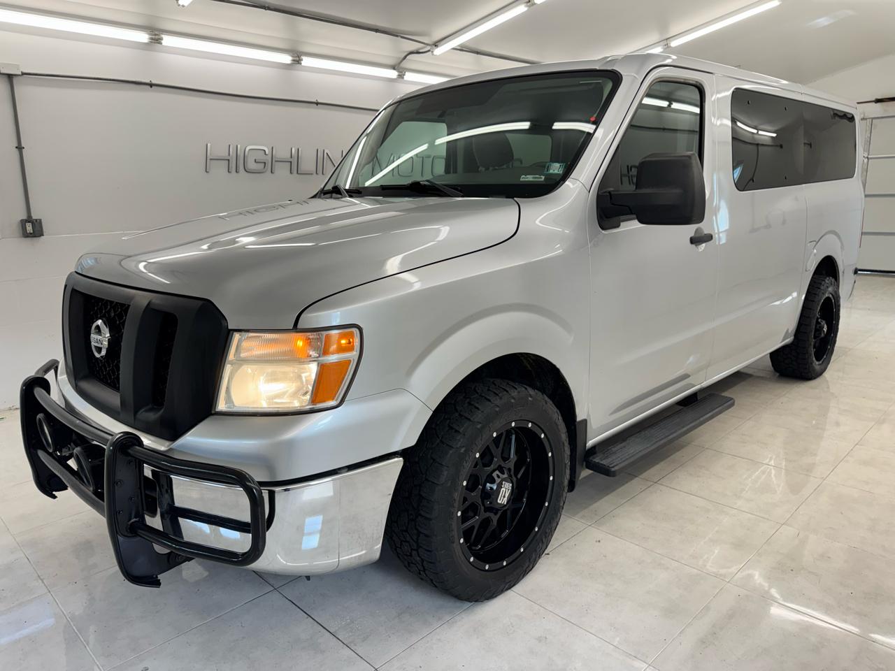 Nissan NV Passenger NV3500 HD S V6 2019