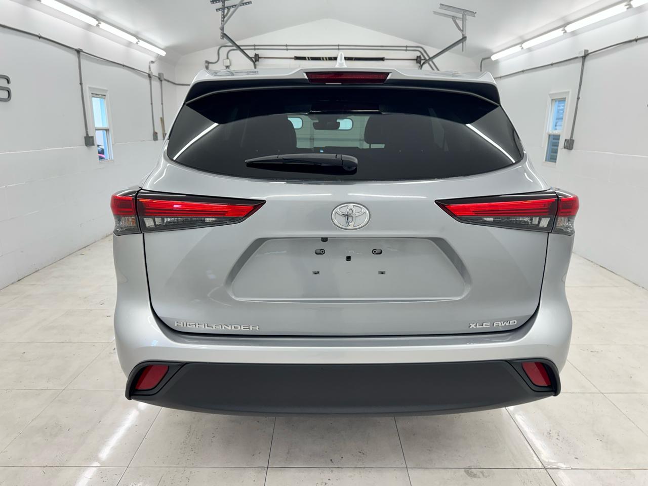 Toyota Highlander XLE AWD (Natl) 2020