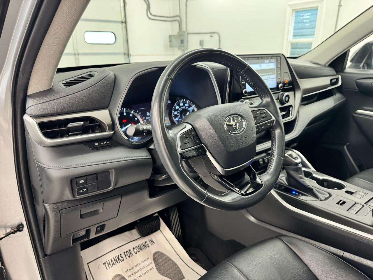 Toyota Highlander XLE AWD (Natl) 2020