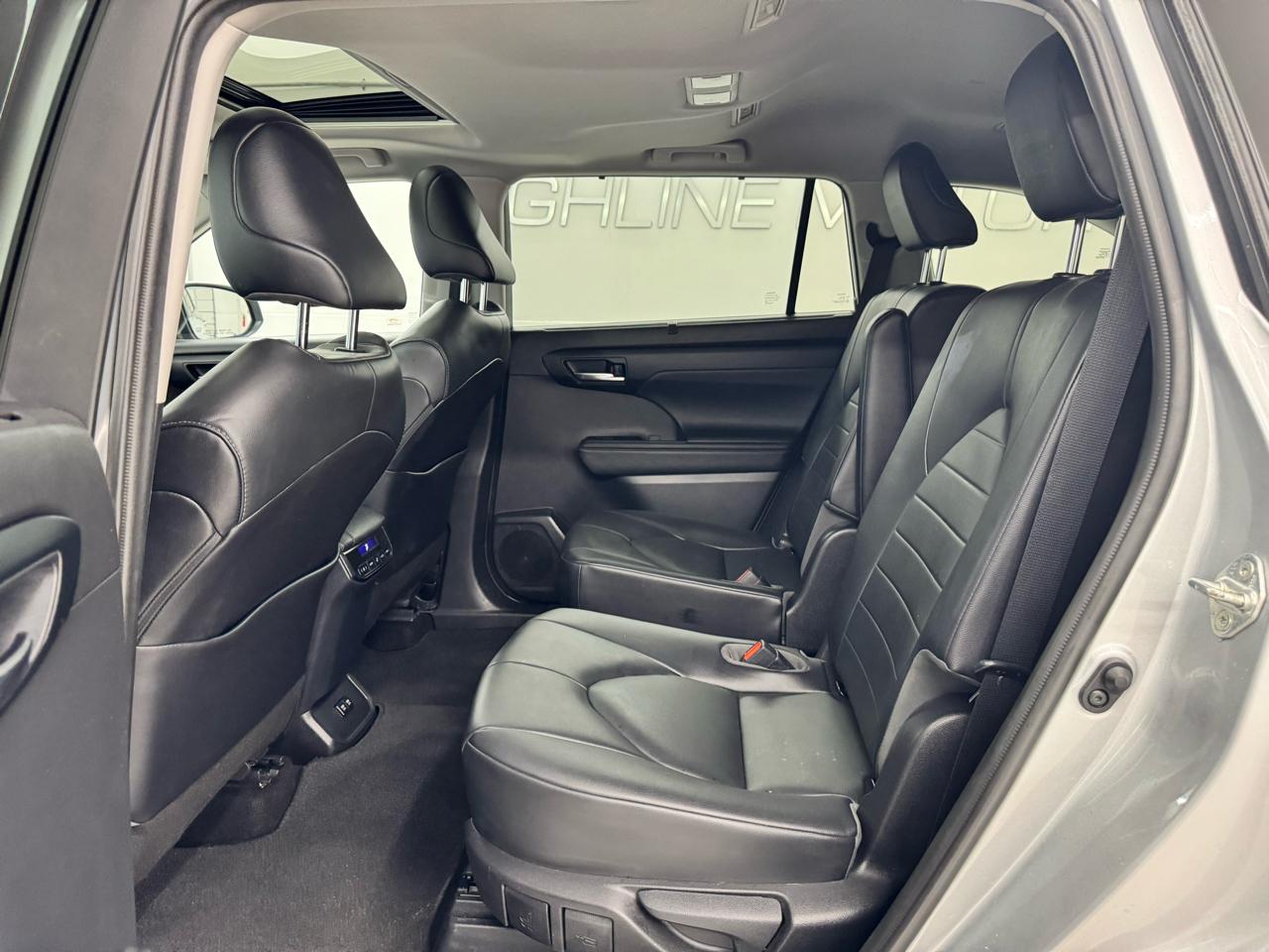 Toyota Highlander XLE AWD (Natl) 2020