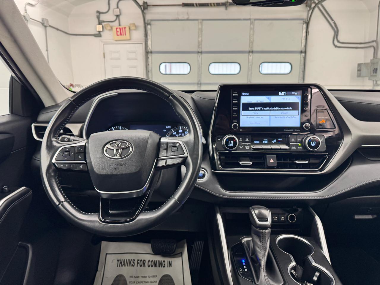 Toyota Highlander XLE AWD (Natl) 2020