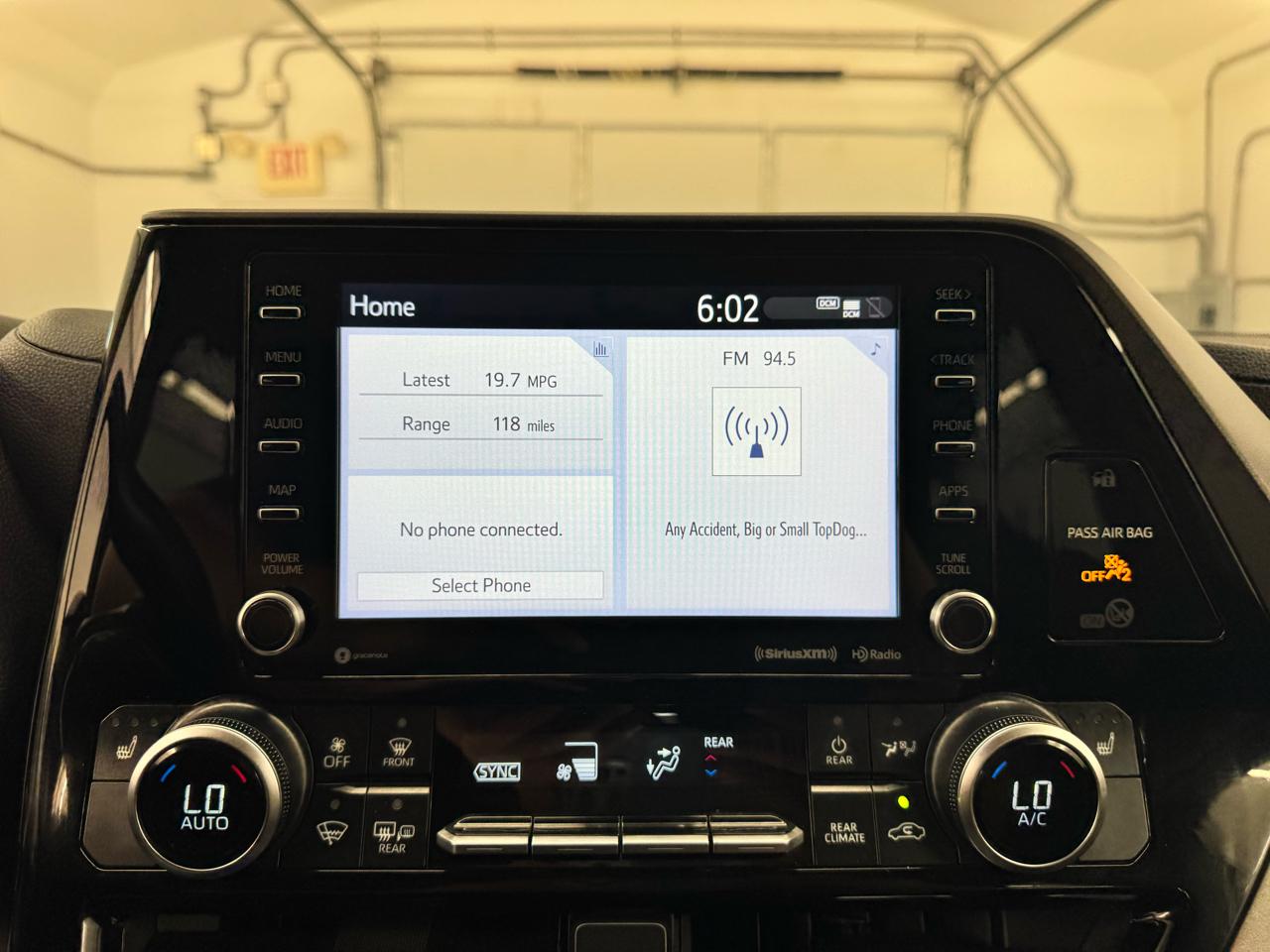 Toyota Highlander XLE AWD (Natl) 2020